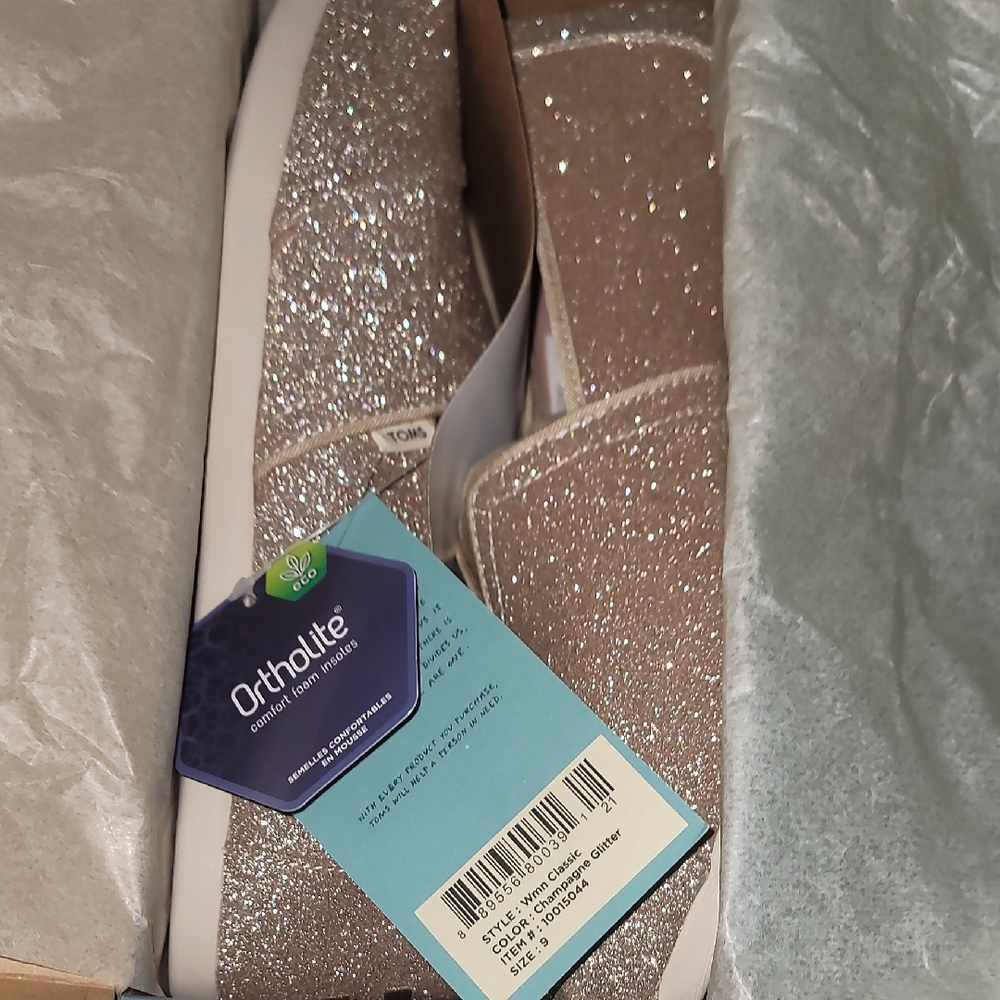 TOMS Women's Sparkling Slip-On Flats - Gold